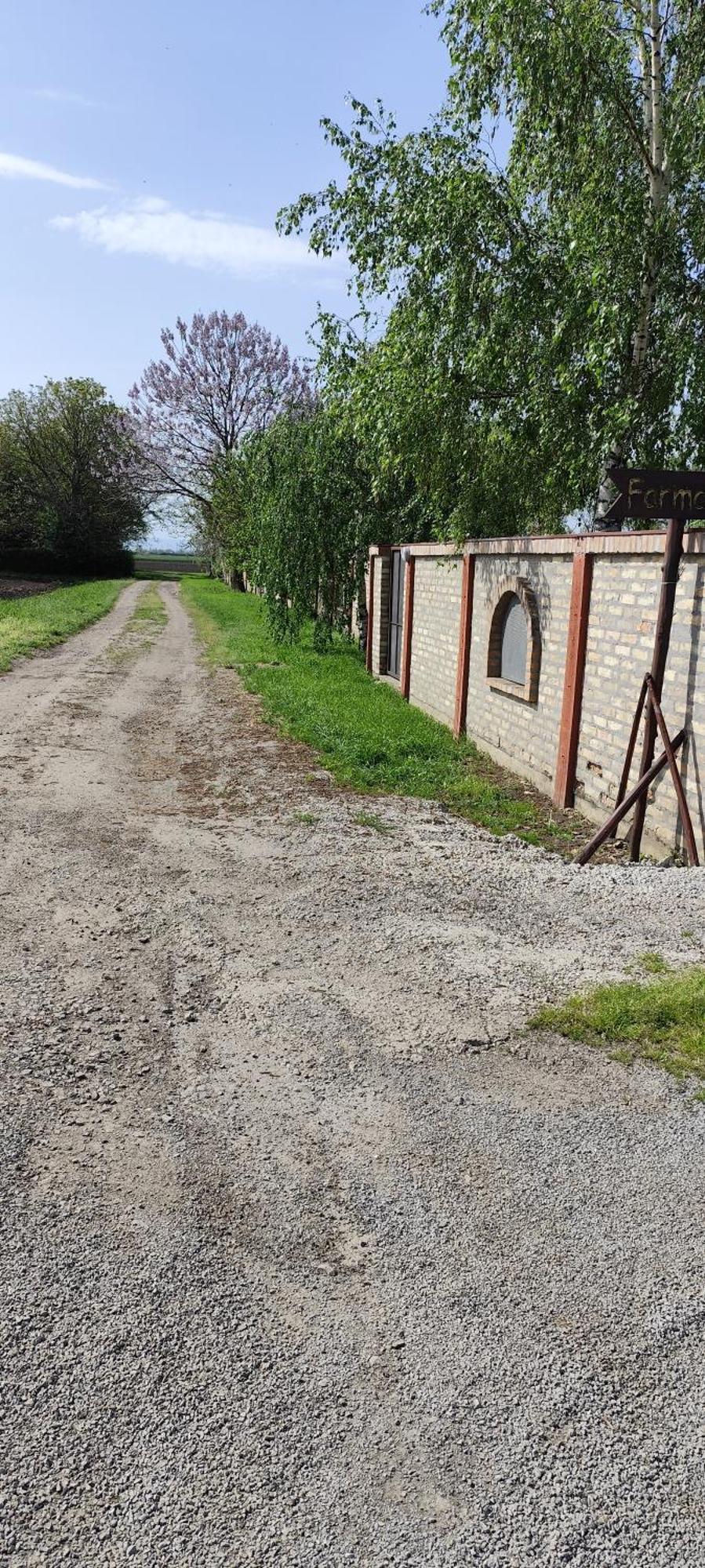 Salas Farma 47-Miris Dunja Cenej Exterior foto