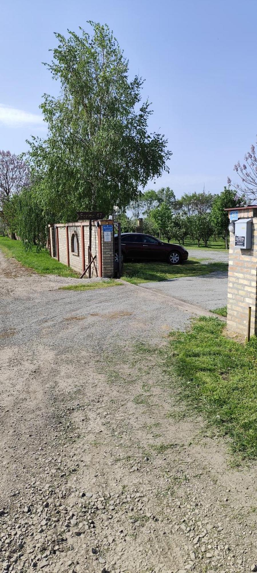 Salas Farma 47-Miris Dunja Cenej Exterior foto